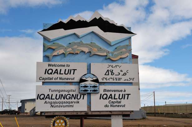 Welcome to Iqaluit sign (Courtesy of Hans Pfaff)